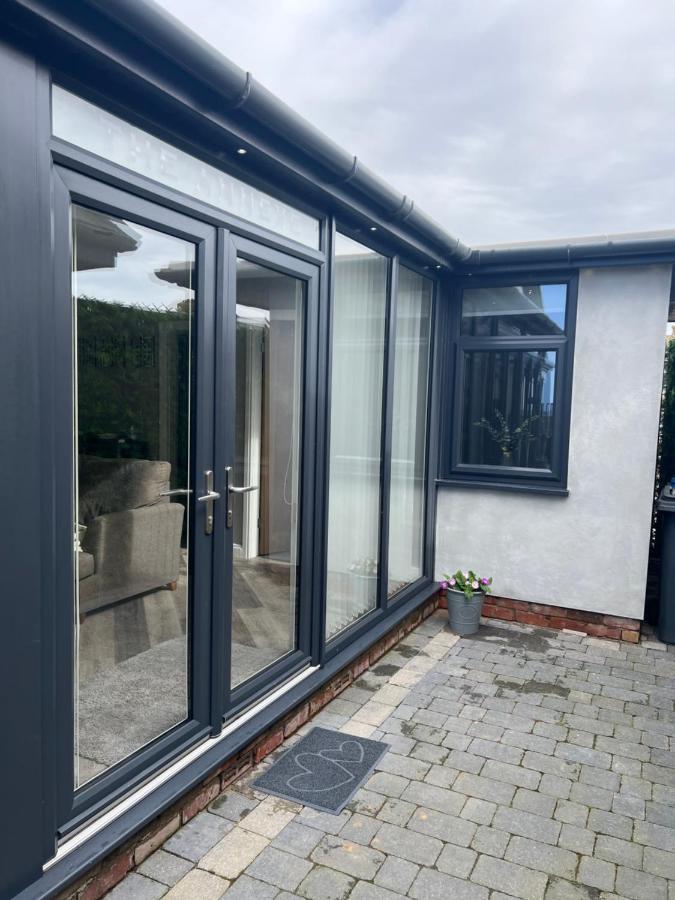 Beach Pad - ground floor - pet friendly Cleveleys Exterior foto